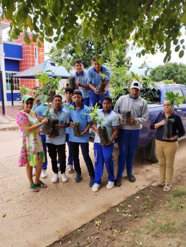 CORPOMOJANA CONTIN&Uacute;A FORTALECIENDO LA EDUCACI&Oacute;N AMBIENTAL A TRAV&Eacute;S DE LA IMPLEMENTACI&Oacute;N DE LOS PROYECTOS AMBIENTALES ESCOLAES - PRAES.